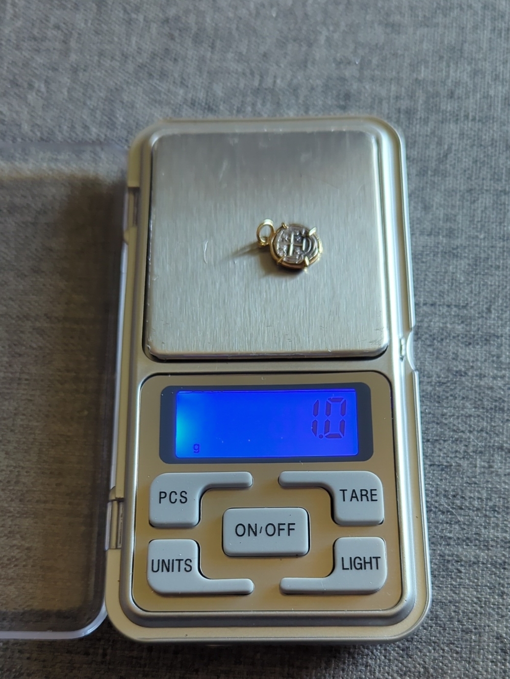 Vintage Two-Tone Atocha Pendant - Picture 4 of 4